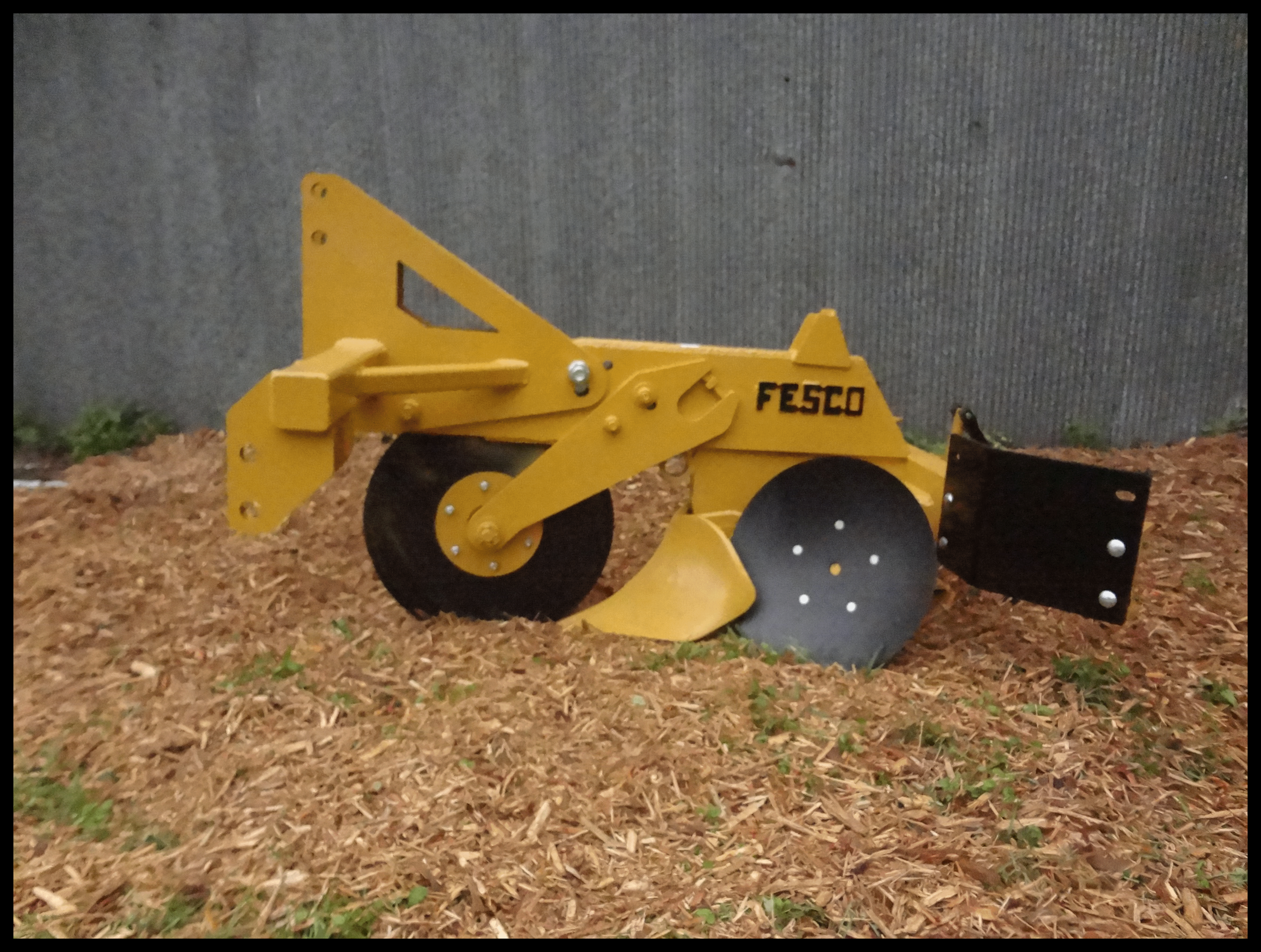 Model Shown: RM50